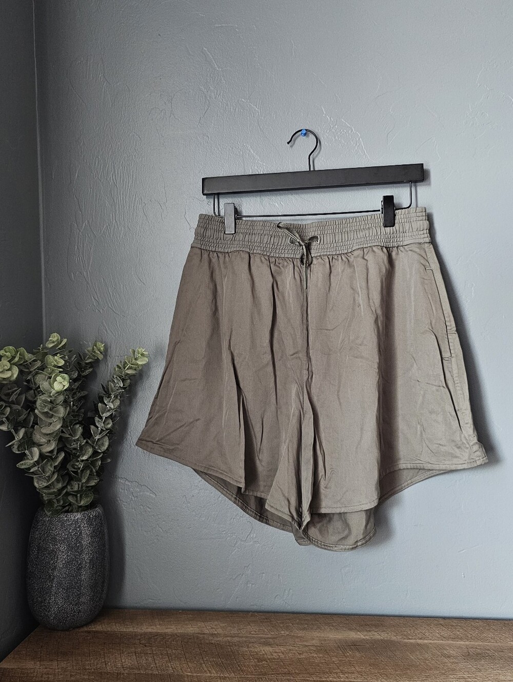 Lululemon Feeling Feme Shorts